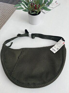 NWT Uniqlo Women Round Shoulder Bag Dark Green